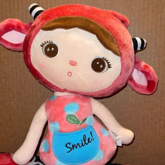 Metoo smile Strawberry sheep plush doll - Picture 4 of 7